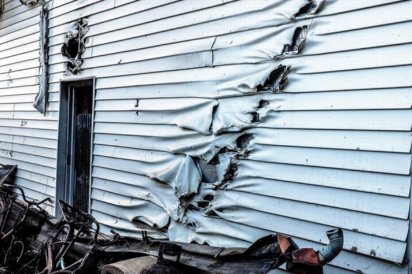 ⓒ 드니 부르쥬, 전／후, 트라우마, 사진 및 비디오, 2015.jpg