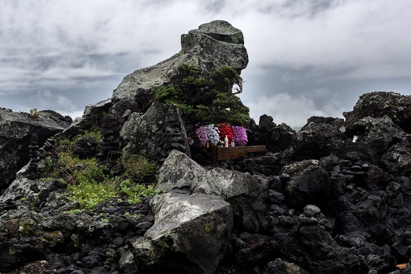 ⓒ박정근, 入島祖 입도조_종달리 당, Pigment Print, 2017.jpg